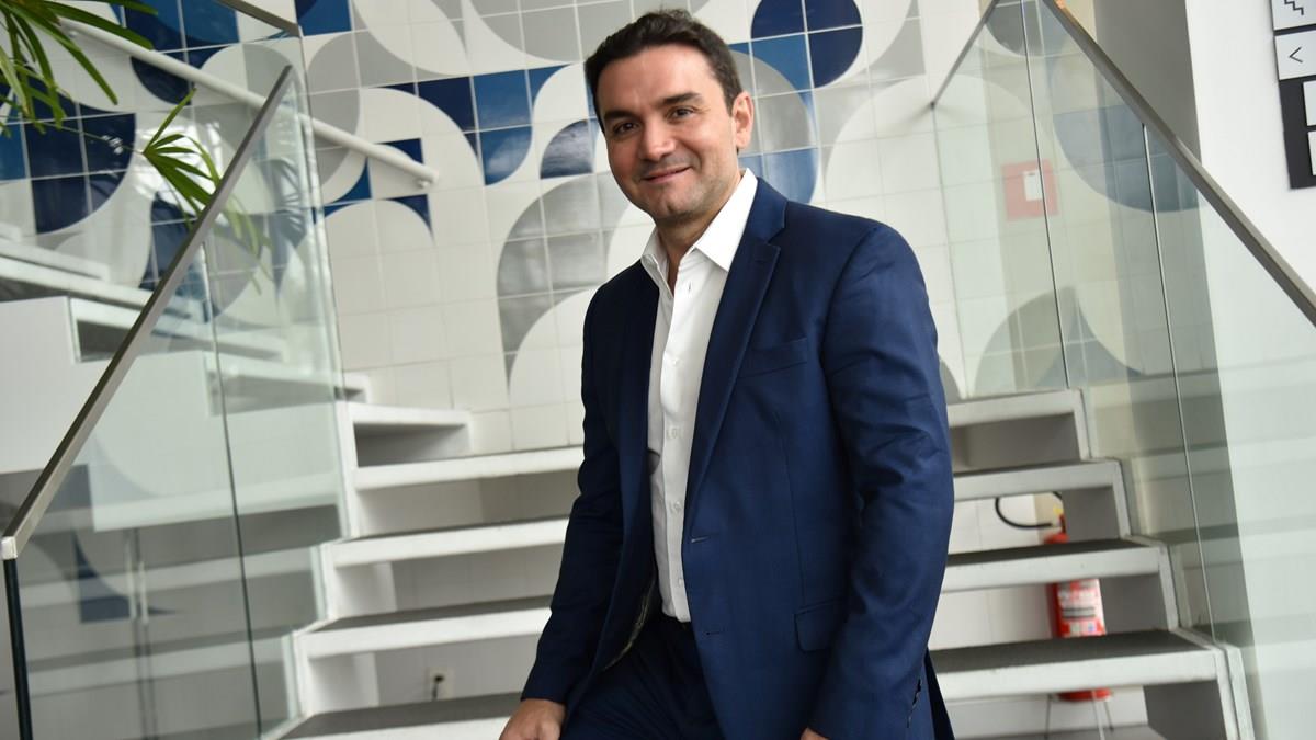 União Brasil deixa governo e pressiona por saída MTur