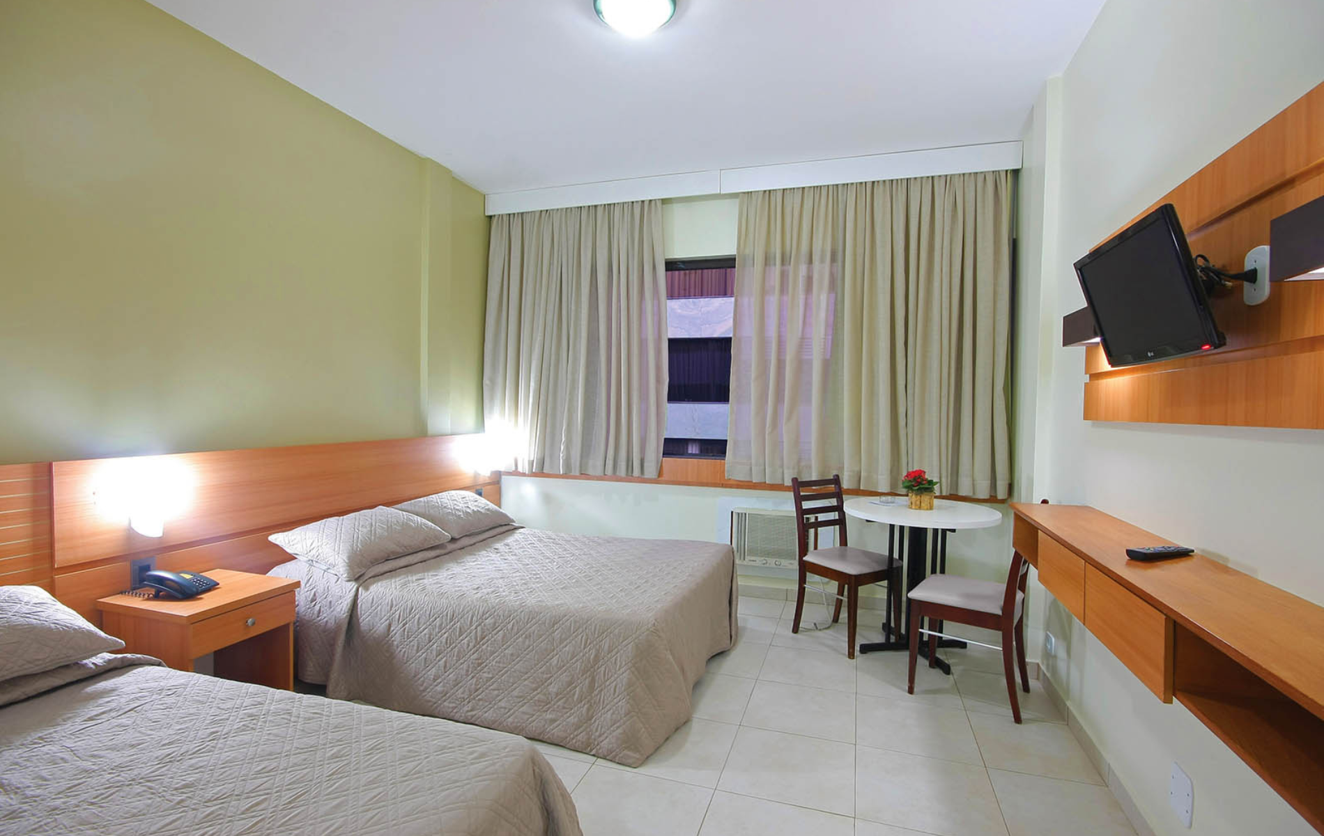 site 1900 x 1200 (10)